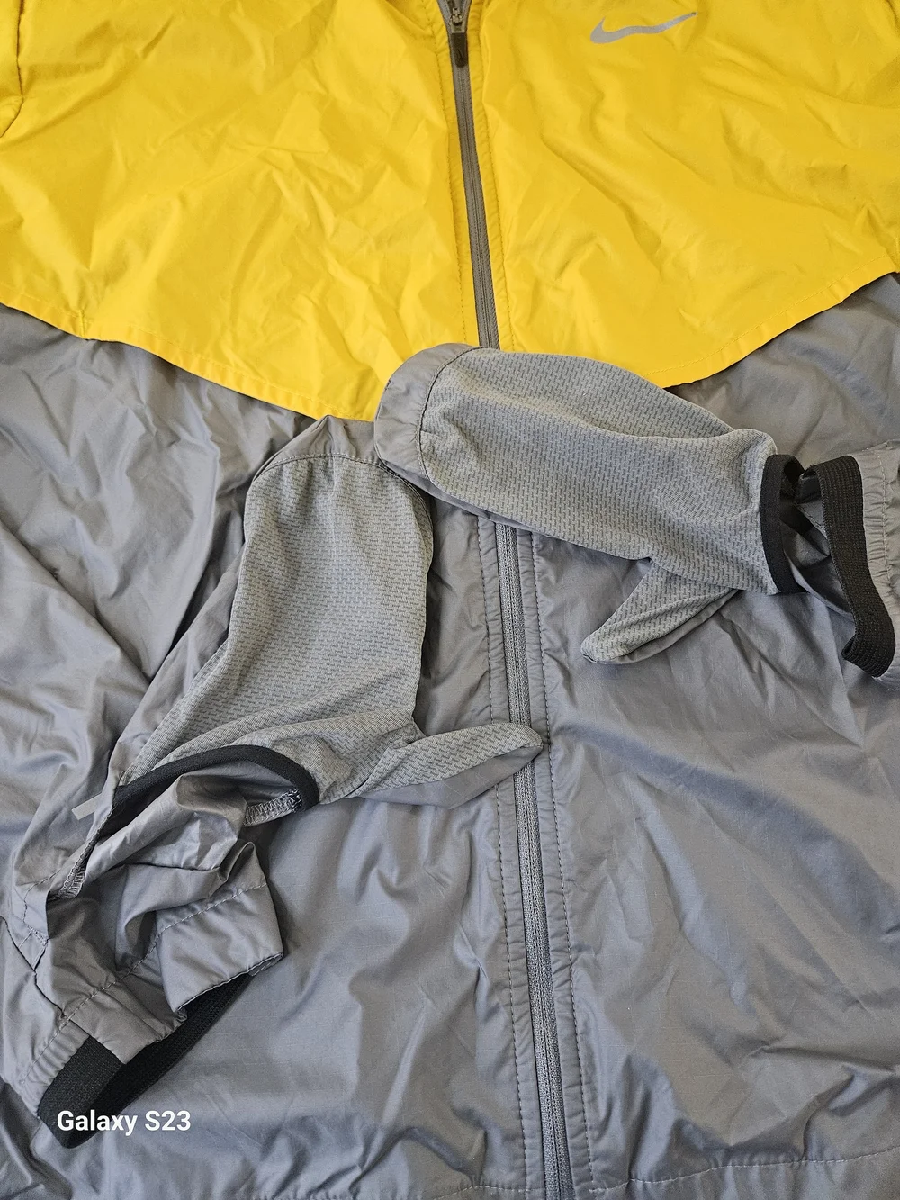 Nike Men’s Yellow and Gray Hooded Windbreaker Jacket - Lightweight Zip-Up